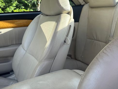 Used 2005 Lexus SC 430 Convertible RWD image 16