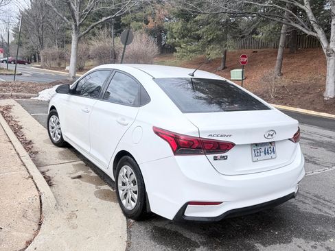 Used 2018 Hyundai Accent SE image 10