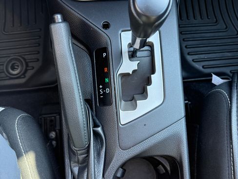 Used 2018 Toyota RAV4 XLE w/ Plus Extra Value Package image 19