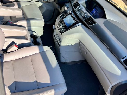 Used 2014 Honda Odyssey EX-L image 14