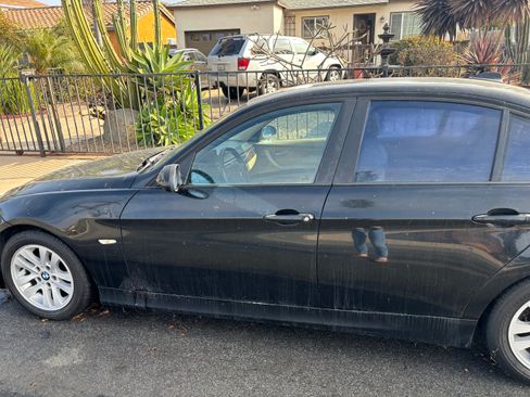 Used 2006 BMW 325i Sedan image 5