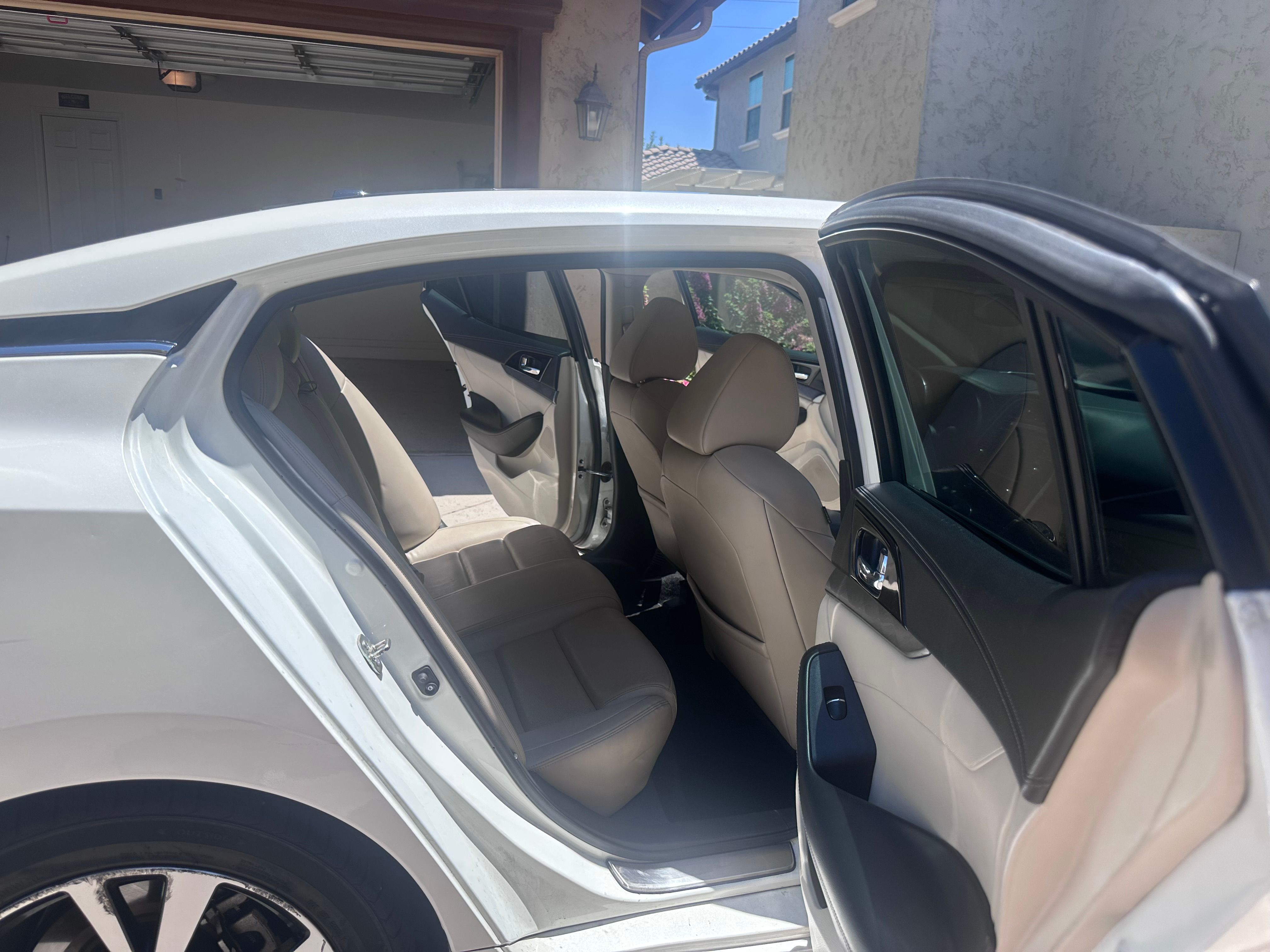 Used 2016 Nissan Maxima 3.5 SL FWD image 17
