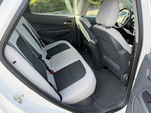 Used 2019 Chevrolet Bolt LT image 11