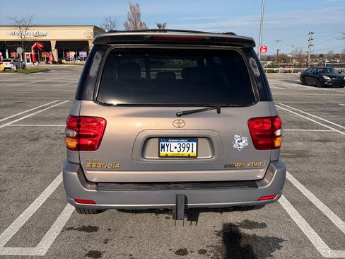Used 2002 Toyota Sequoia Limited AWD/4WD image 10