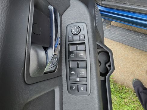 Used 2009 Dodge Ram 1500 Truck Sport AWD/4WD image 14