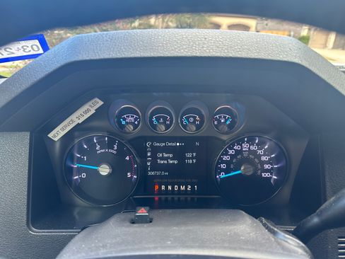 Used 2011 Ford F250 Lariat w/ Lariat Ultimate Pkg image 23