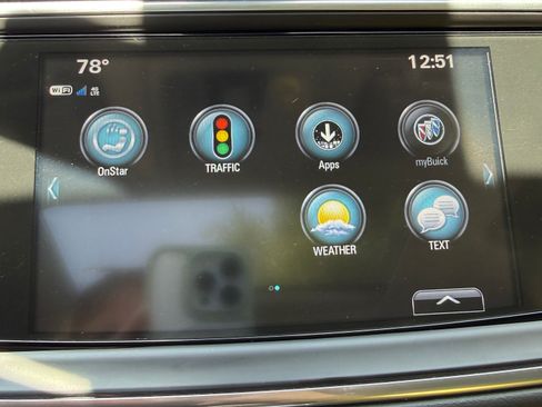 Used 2019 Buick Enclave Avenir w/ Avenir Technology Package AWD/4WD image 28