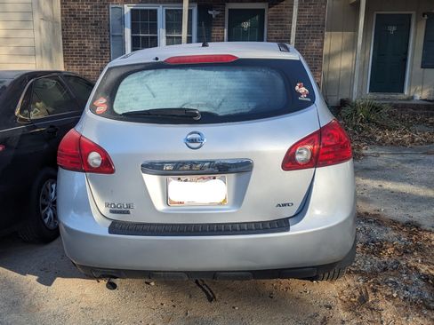 Used 2014 Nissan Rogue S image 9