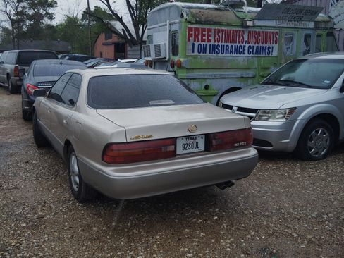 Used 1992 Lexus ES 330 image 4