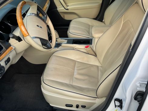 Used 2012 Lincoln MKZ FWD image 12