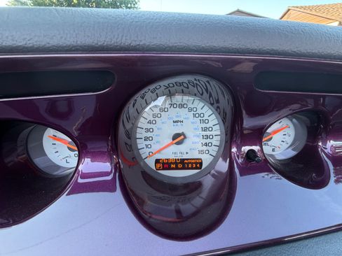 Used 1999 Plymouth Prowler RWD image 22