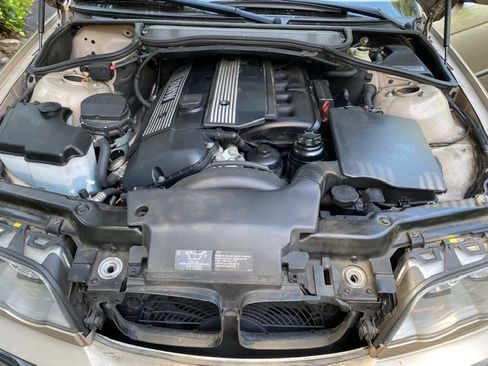 Used 2001 BMW 330i Sedan image 5