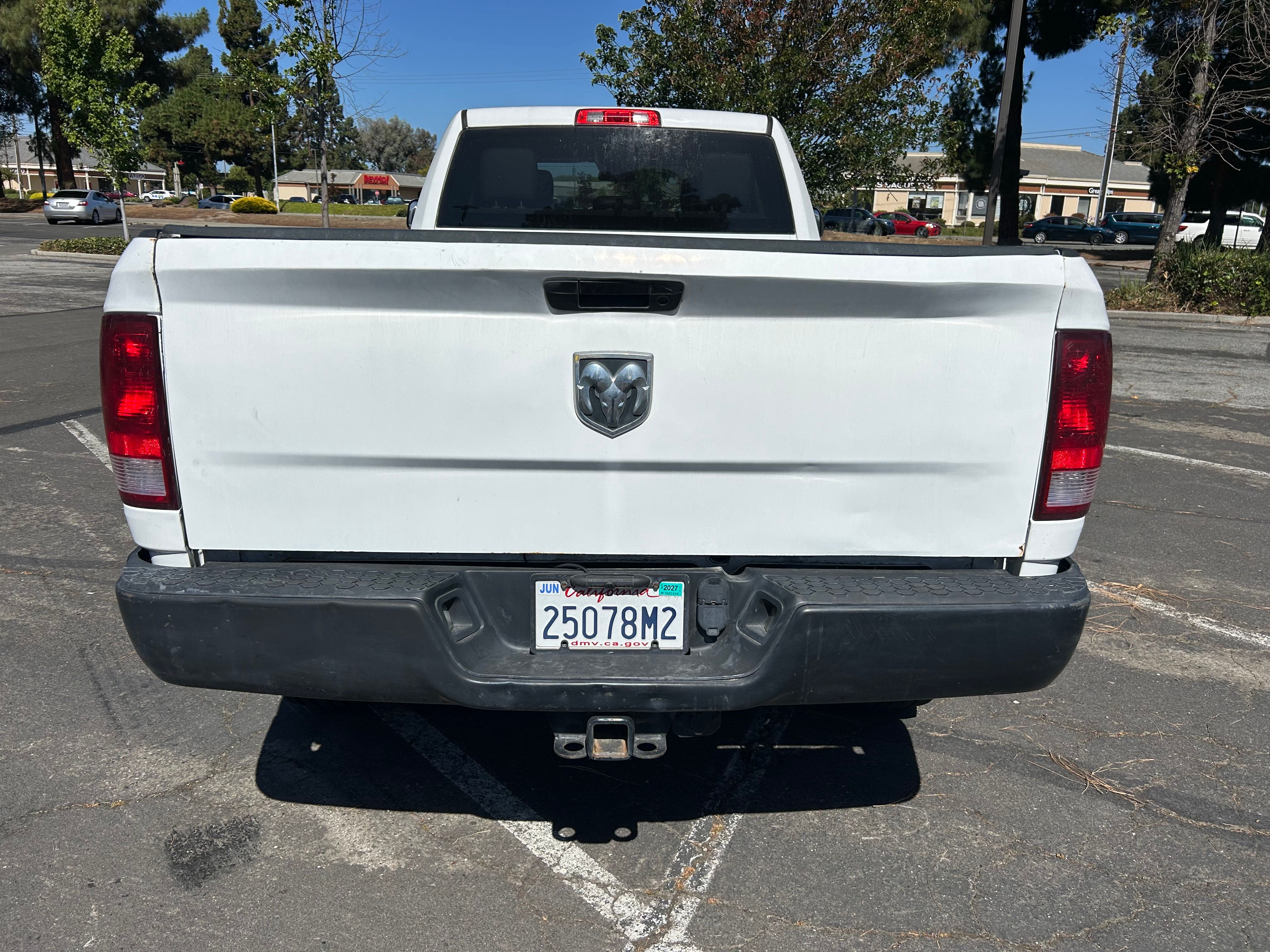 Used 2014 RAM 3500 Tradesman RWD image 4