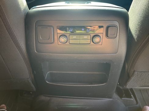 Used 2020 Chevrolet Tahoe LS image 15