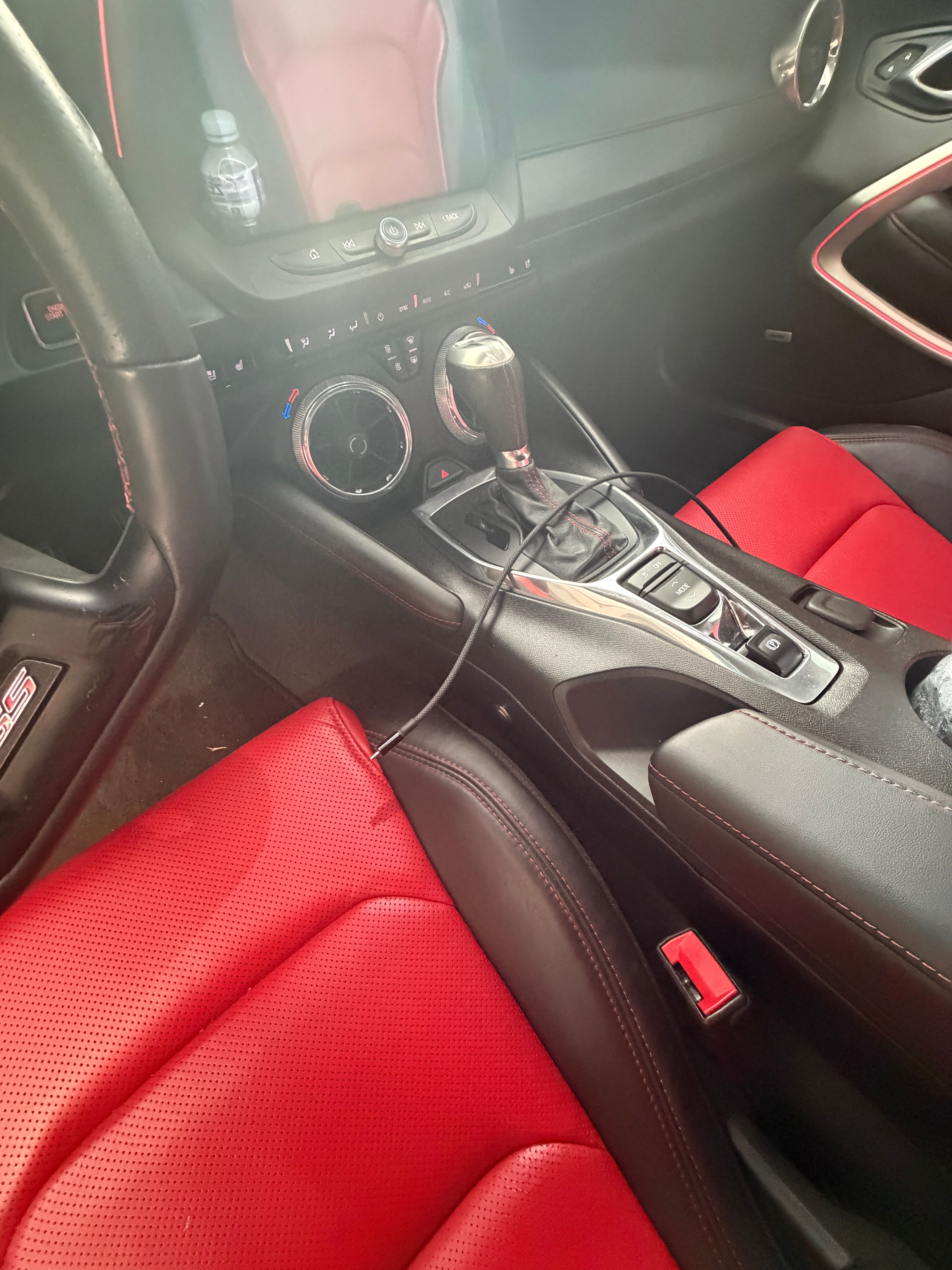 Used 2018 Chevrolet Camaro SS RWD image 10
