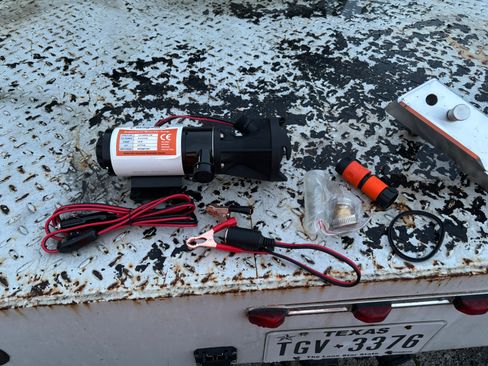 Used 2011 Chevrolet Silverado 3500 W/T image 8