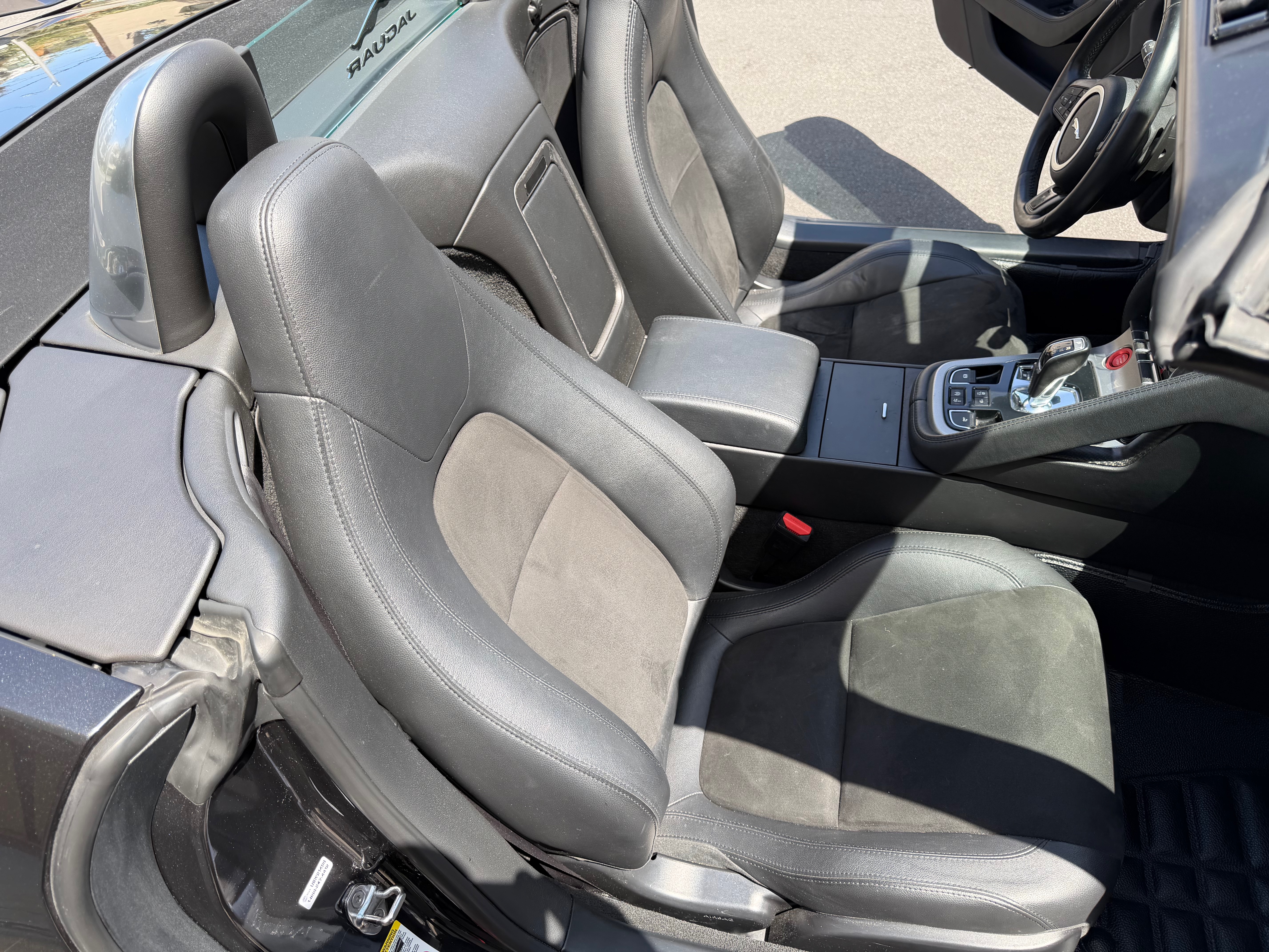Used 2014 Jaguar F-TYPE Convertible RWD image 19