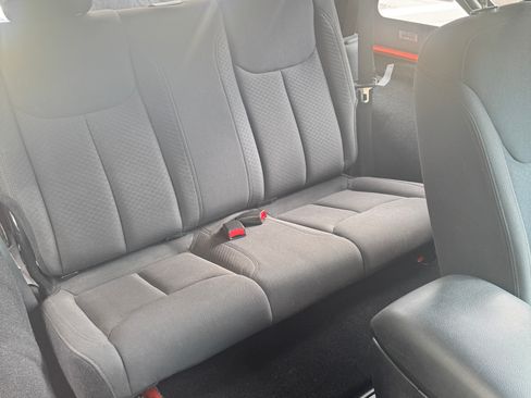 Used 2015 Jeep Wrangler Sport w/ Connectivity Group image 6