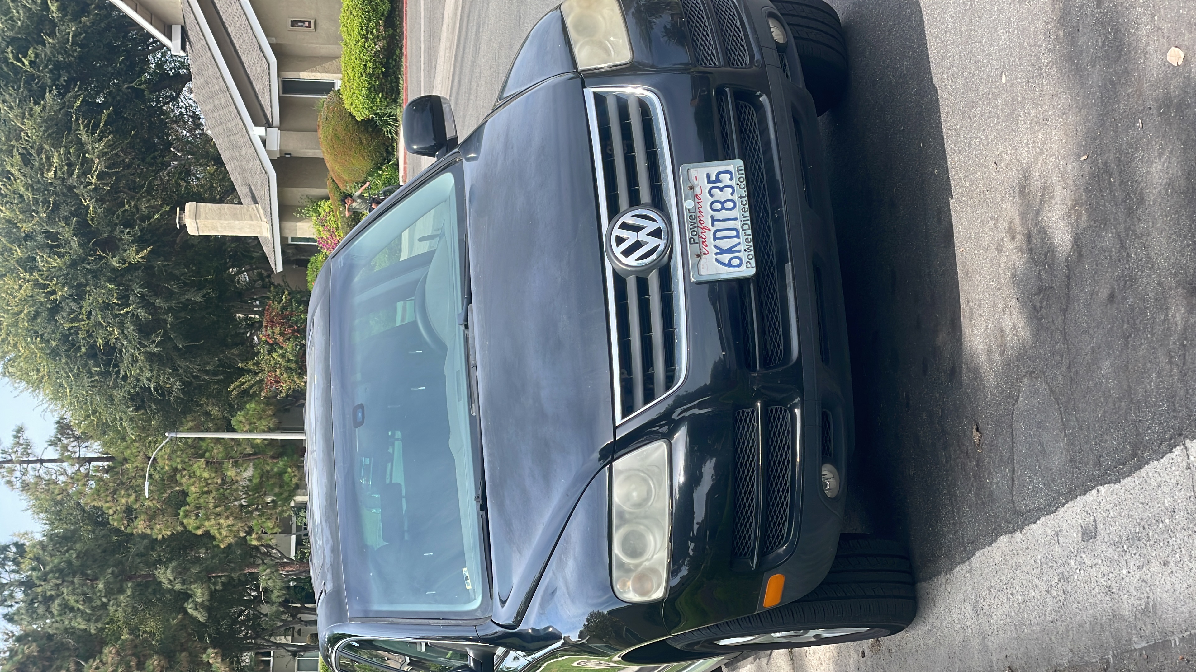Used 2006 Volkswagen Touareg V6 AWD/4WD image 1