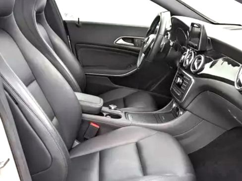 Used 2014 Mercedes-Benz CLA 250 4MATIC image 8