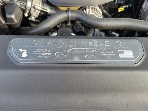 Used 2022 Jeep Grand Wagoneer Series III w/ Rear Seat Video Group 1 image 26