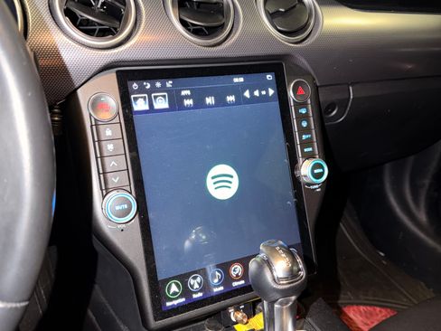 Used 2019 Ford Mustang GT image 6