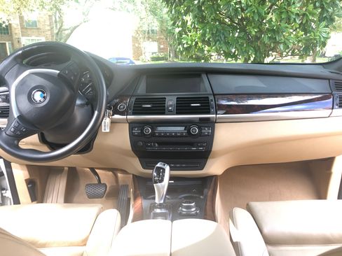 Used 2011 BMW X5 xDrive50i AWD/4WD image 21