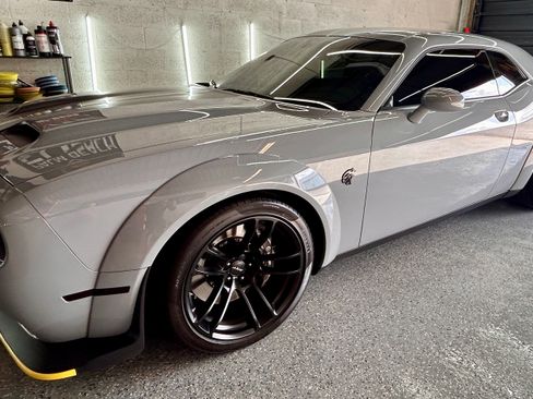 Used 2020 Dodge Challenger SRT Hellcat RWD image 6