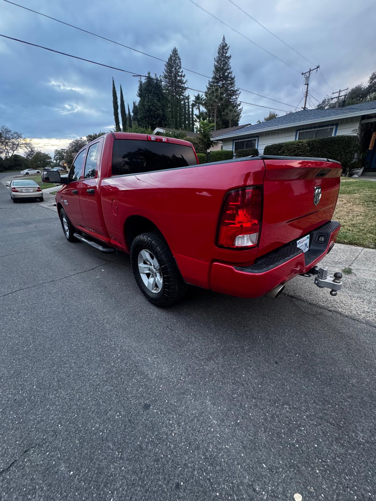 Used 2017 RAM 1500 Express AWD/4WD image 9