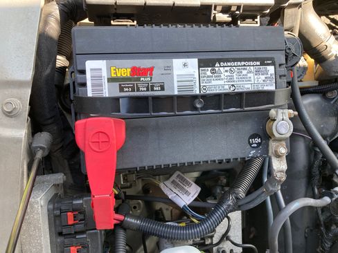 Used 2005 Jeep Liberty Renegade image 14