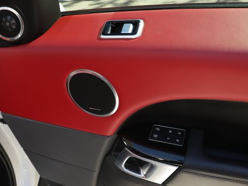 Used 2021 Land Rover Range Rover Sport HSE Dynamic image 25