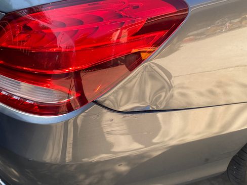 Used 2017 Mercedes-Benz C 300 Sedan image 8