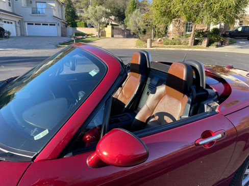 Used 2014 MAZDA MX-5 Miata Grand Touring w/ Premium Package image 8