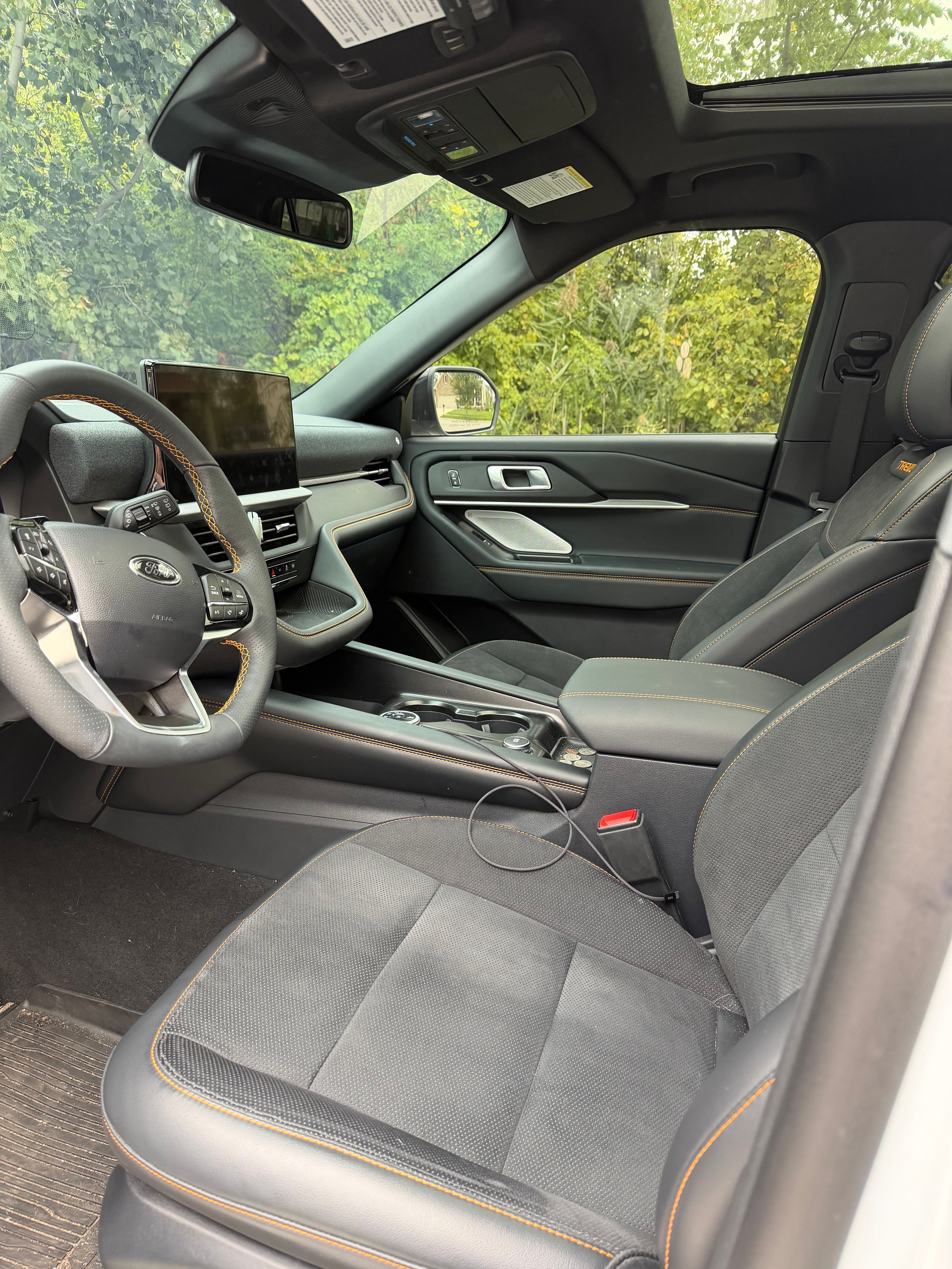 Used 2026 Ford Explorer Tremor w/ Tremor Ultimate Package AWD/4WD image 4