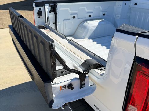 Used 2020 GMC Sierra 1500 SLT image 5