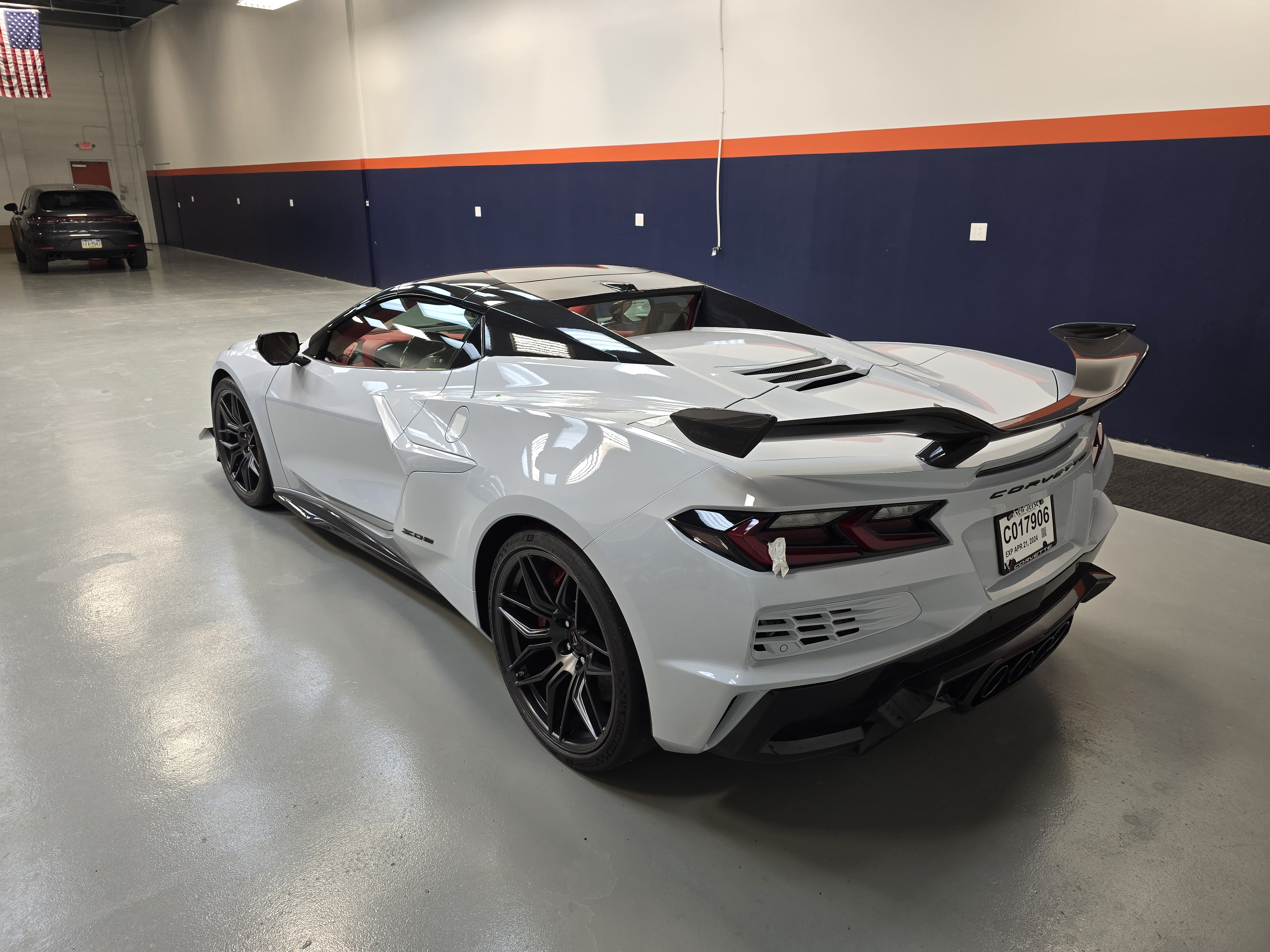 Used 2024 Chevrolet Corvette Z06 w/ Z07 Performance Package RWD image 25