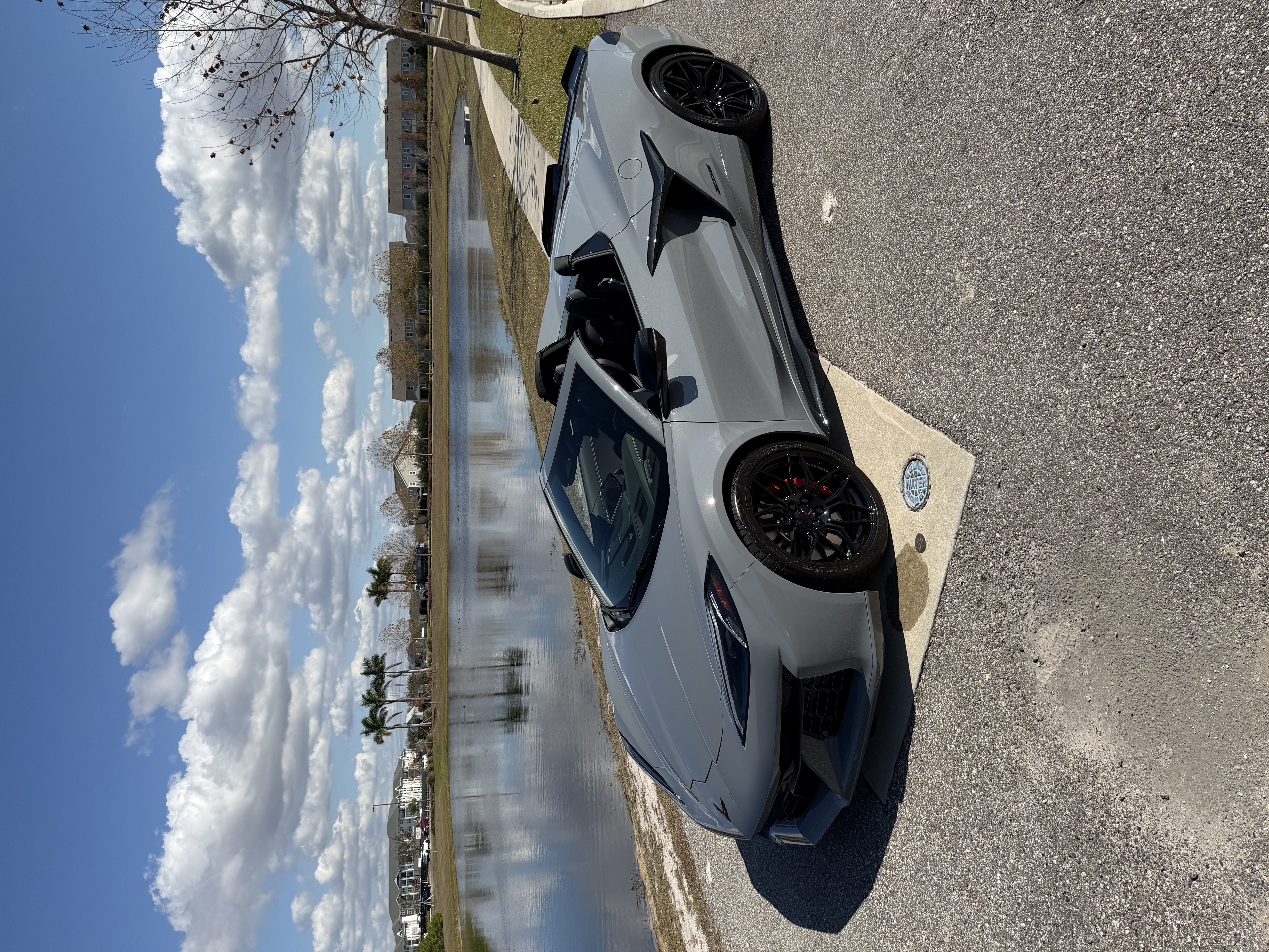 Used 2024 Chevrolet Corvette Z06 w/ Stealth Interior Trim Package RWD image 5
