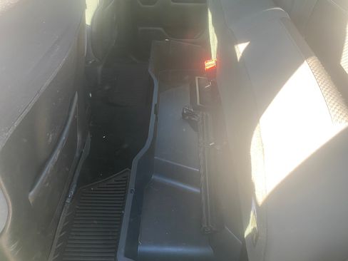 Used 2014 GMC Sierra 1500 SLE w/ SLE Value Package image 14