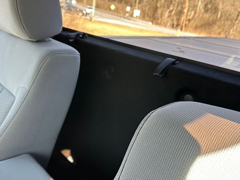 Used 2013 Ford F150 XLT w/ Mid Equipment Group image 21