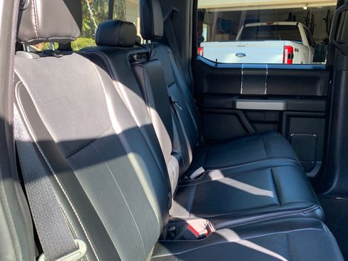 Used 2018 Ford F150 Lariat w/ Equipment Group 502A Luxury image 8