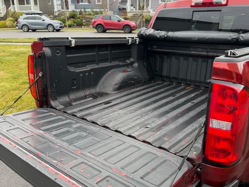 Used 2016 Chevrolet Colorado LT w/ Luxury Package, Chrome image 10