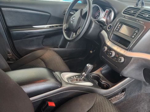 Used 2014 Dodge Journey SXT image 16