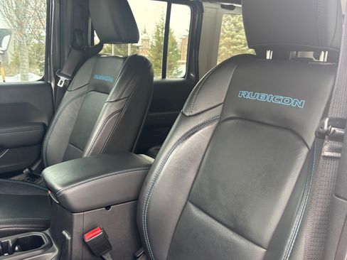 Used 2021 Jeep Wrangler Unlimited Rubicon 4xe w/ Steel Bumper Group image 4