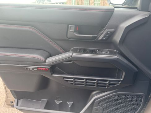 Used 2025 Toyota 4Runner TRD Pro AWD/4WD image 24