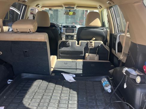 Used 2014 Toyota 4Runner SR5 image 15