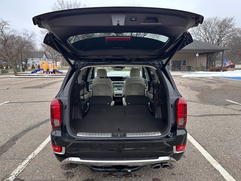 Used 2020 Hyundai Palisade Limited image 17