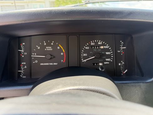 Used 1992 Ford Mustang GT RWD image 13