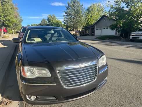 Used 2014 Chrysler 300 w/ Wheels & Beats Group RWD image 5