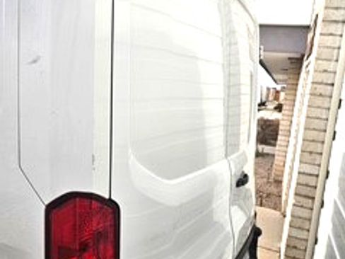 Used 2020 Ford Transit 250 Medium Roof AWD image 7