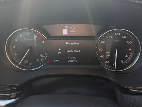 Used 2020 Cadillac XT5 Premium Luxury image 14